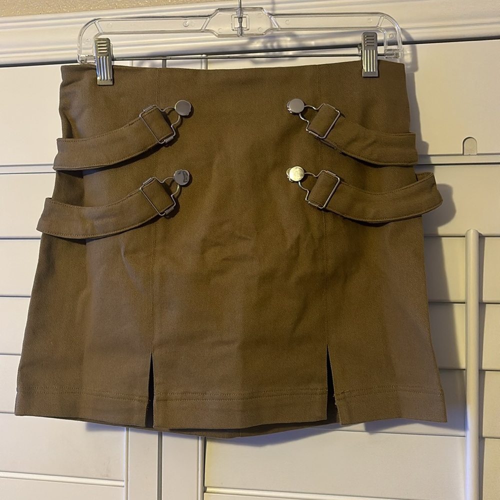 Medium Skirt